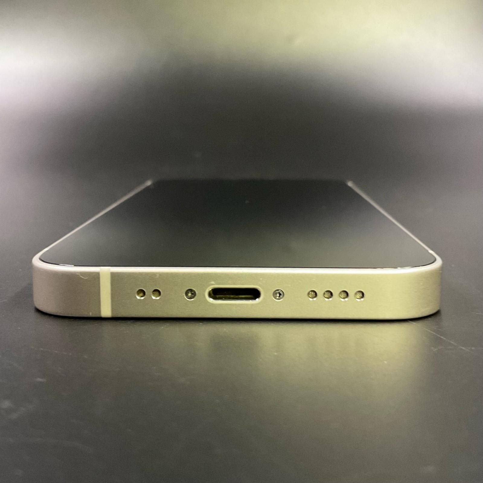 iPhone 13 mini 128GB ホワイト docomo - メルカリ