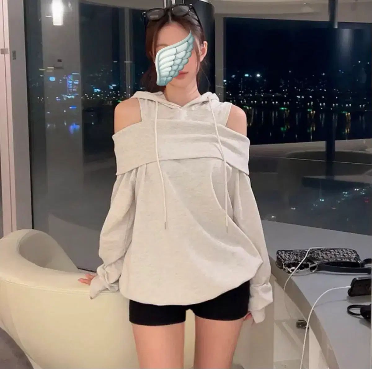 廃盤) オフショルダー ルーズフィット フードTシャツ_オートミール