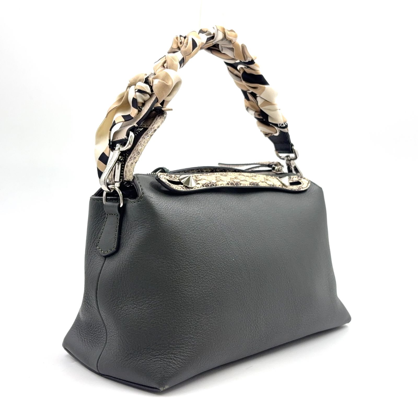 新着】FENDI バイ ザ ウェイ ミディアム パイソン レザー グレー