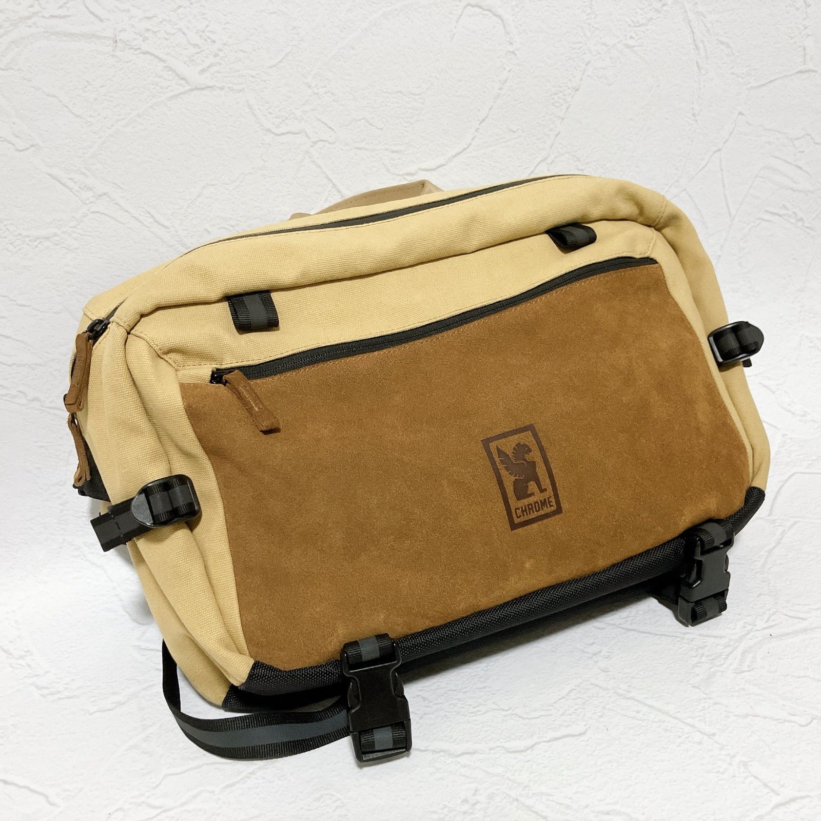 CHROME KADET MAX 15L ベージュ 2WAY ショルダーバッグ メッセンジャー