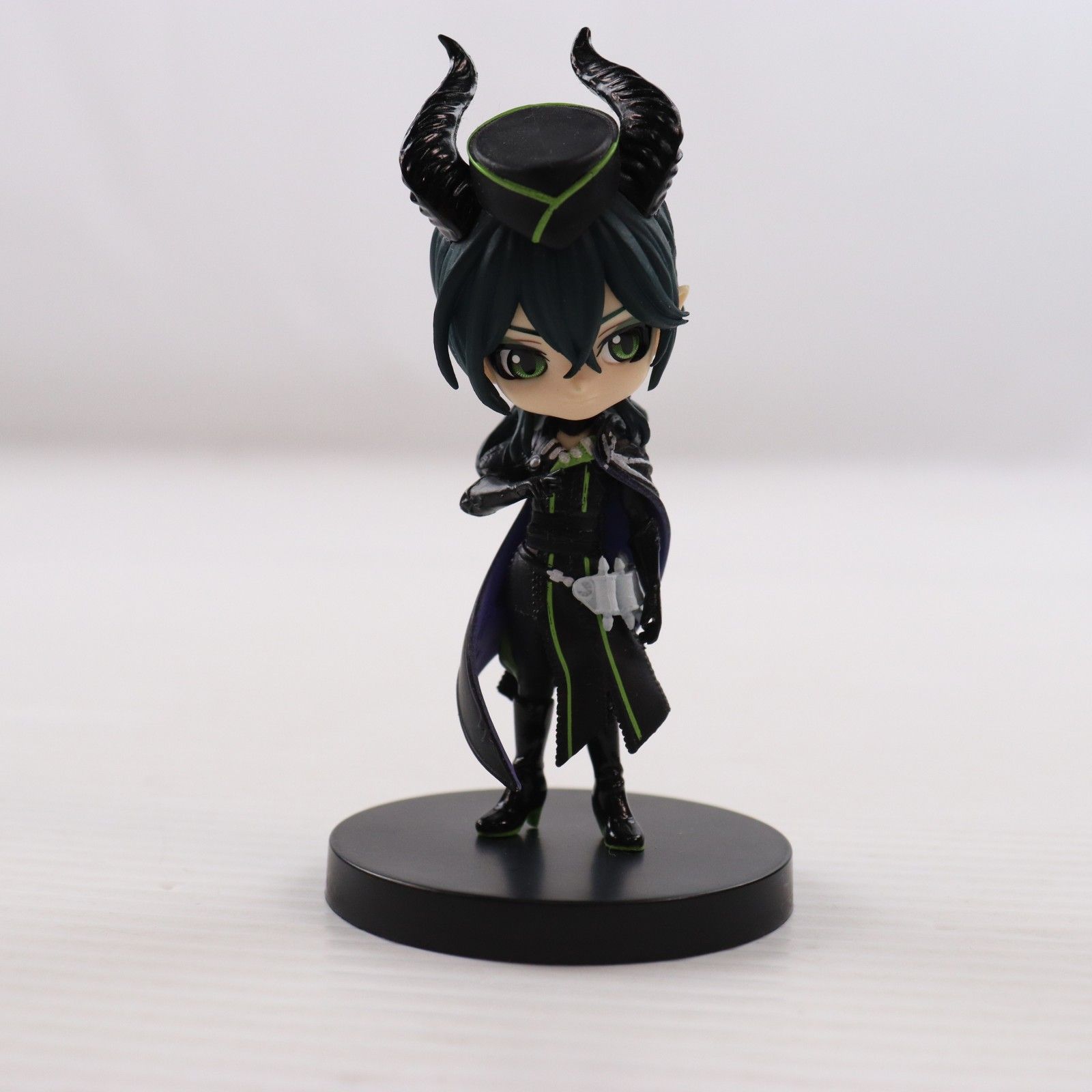 マレウス・ドラコニア ディズニー ツイステッドワンダーランド Q