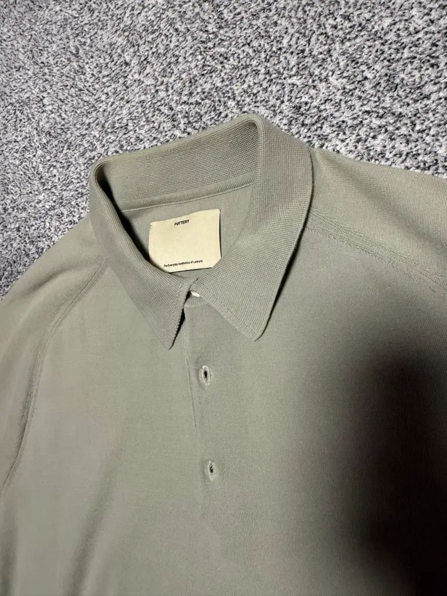 POTTERY ニット カラーTシャツ カーキ