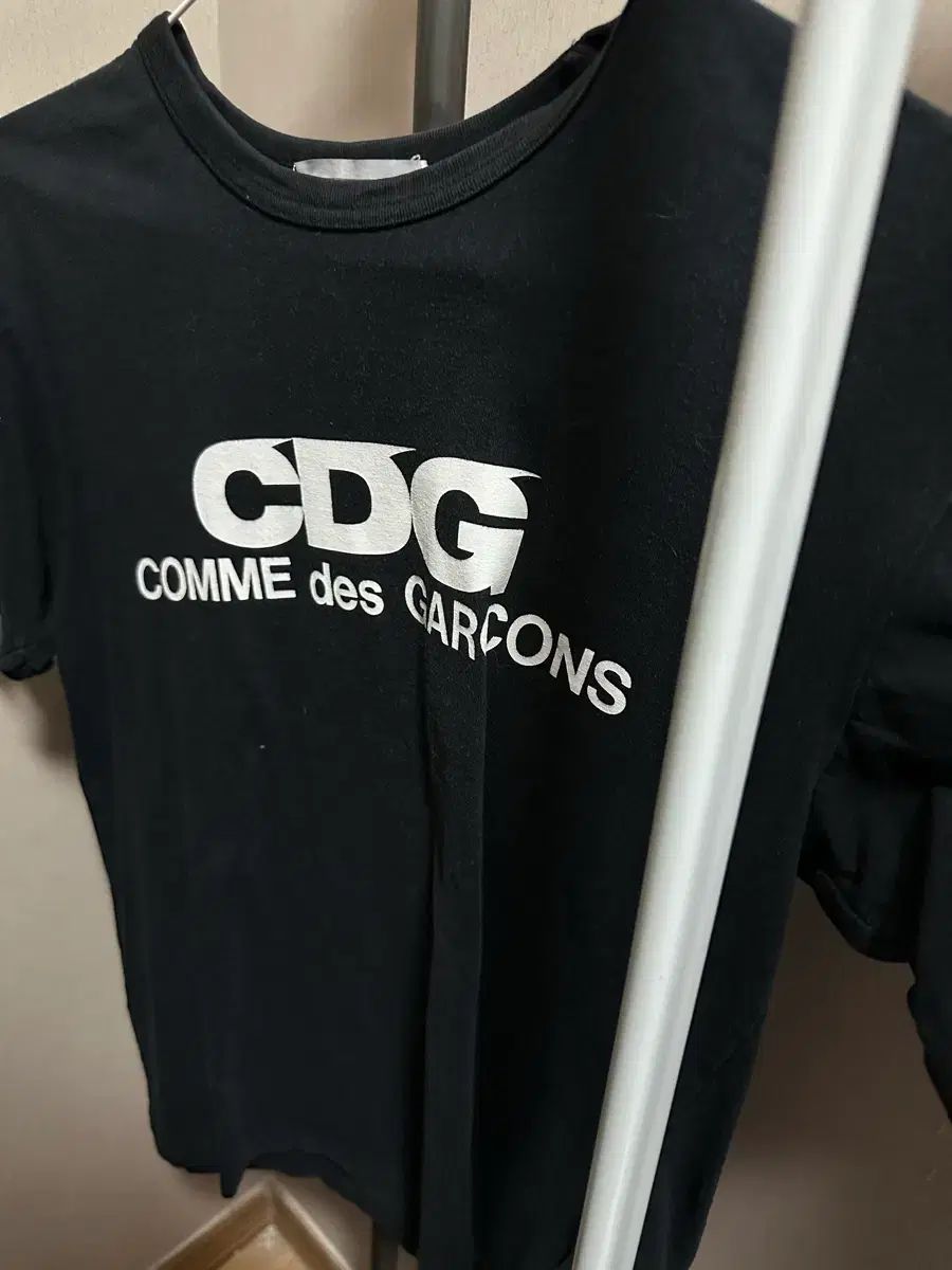 des COMME コムデギャルソン GARCONS 半袖 Tシャツ CDG T プレイ 