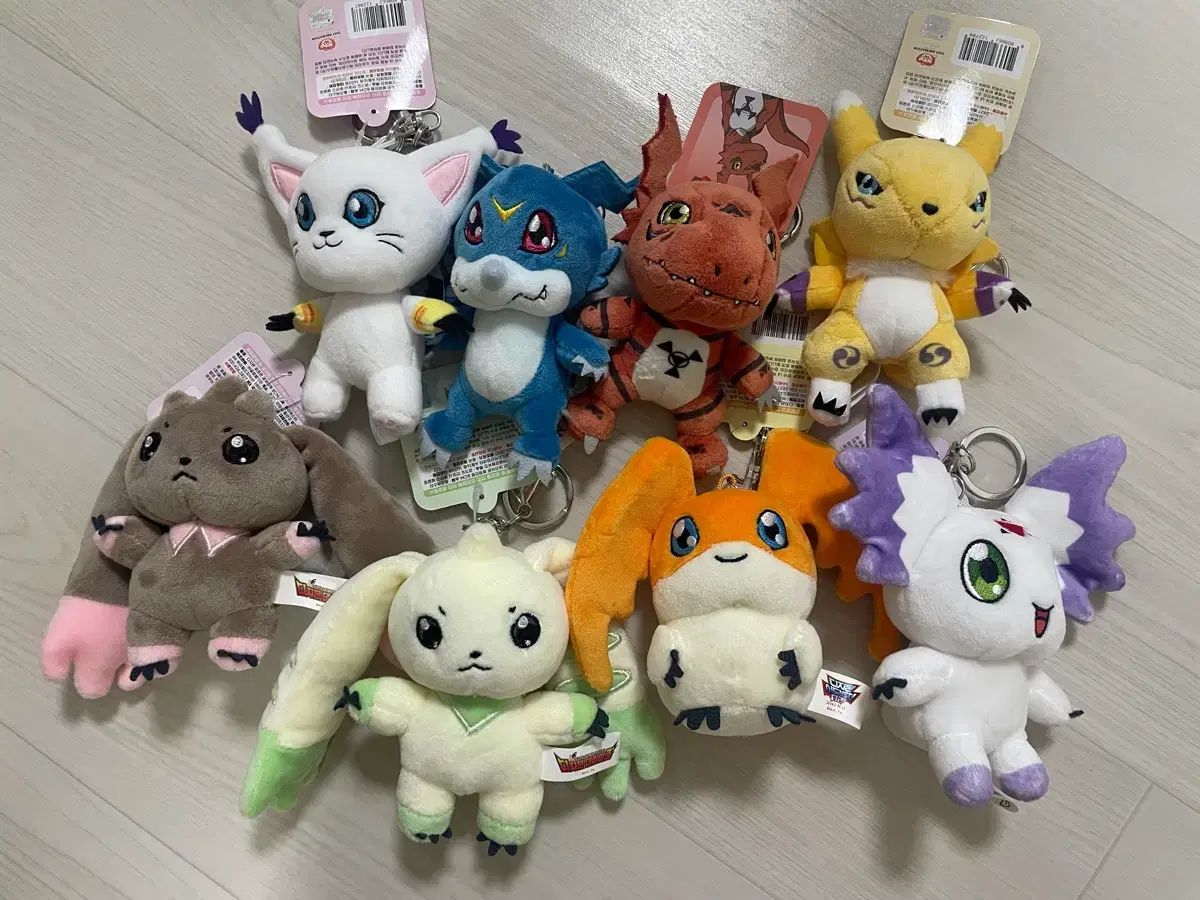 （8個 セット）デジタルモンスター ロープモン ガトモン ブイモン ギルモン パタモン 等 ぬいぐるみ キーホルダー