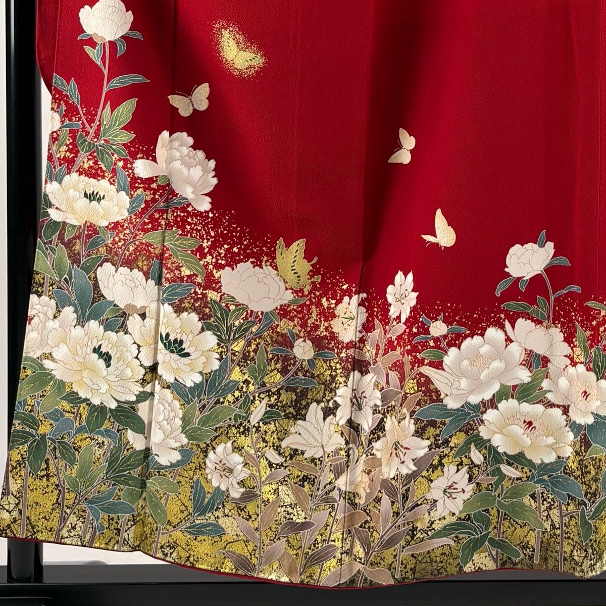 振袖 身丈156cm 裄丈63.5cm S 袷 蝶 牡丹 金彩 赤 正絹 秀品 【中古