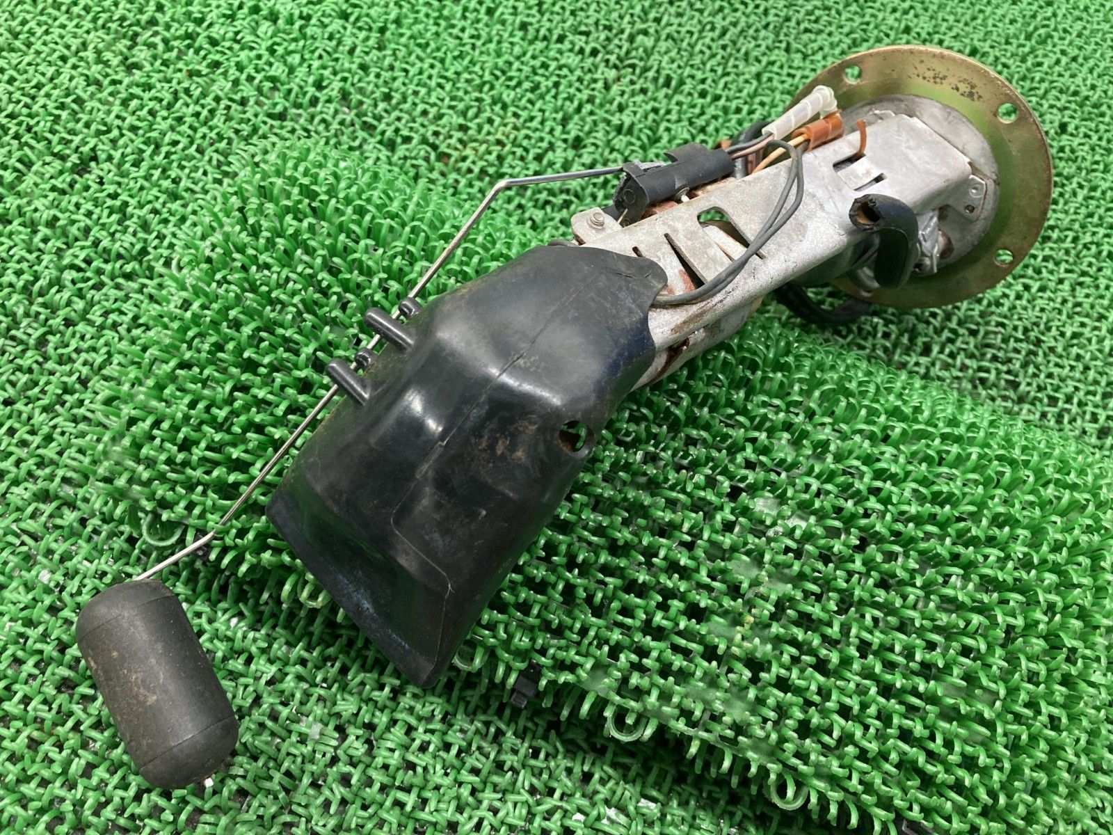 スカイウェイブ250 フューエルポンプ 14G0 スズキ 純正 中古 CJ43A 燃料ポンプ zR スカイウェイブ250 フューエルポンプ 14G0 スズキ 純正 中古 CJ43A