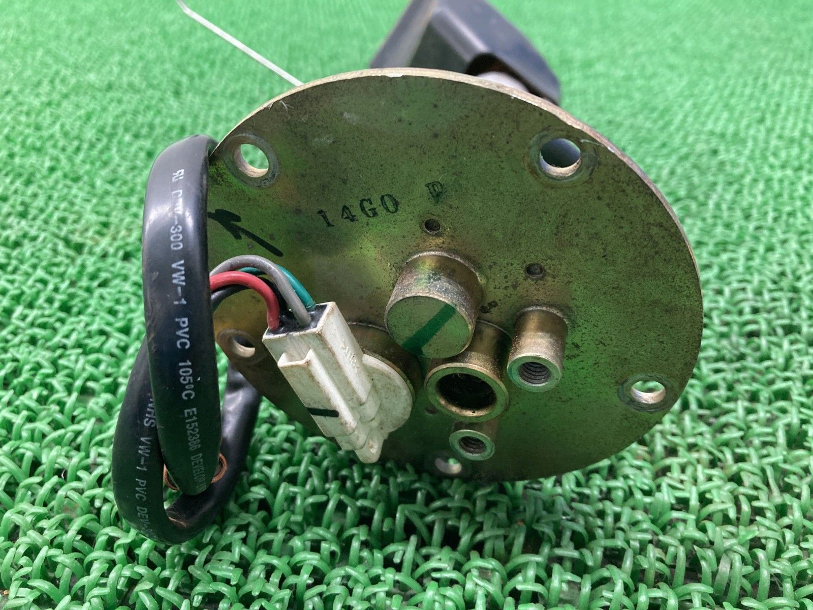 スカイウェイブ250 フューエルポンプ 14G0 スズキ 純正 中古 CJ43A 燃料ポンプ sG スカイウェイブ250 フューエルポンプ 14G0 スズキ 純正 中古 CJ43A
