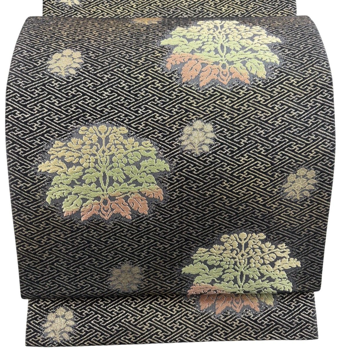 【美品】 袋帯 秀品 落款 高田倭男 天平唐華文錦文様 紗綾形 箔 唐織 黒灰 六通 正絹 【中古】