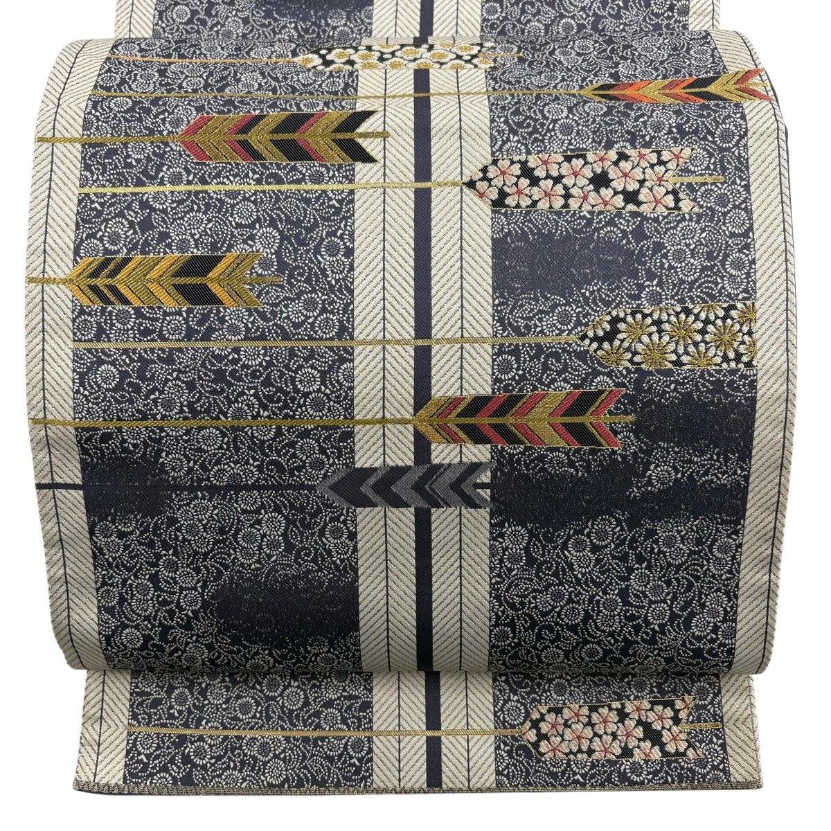 袋帯 秀品 花唐草 矢羽 金糸 濃紺 六通 正絹 【中古】