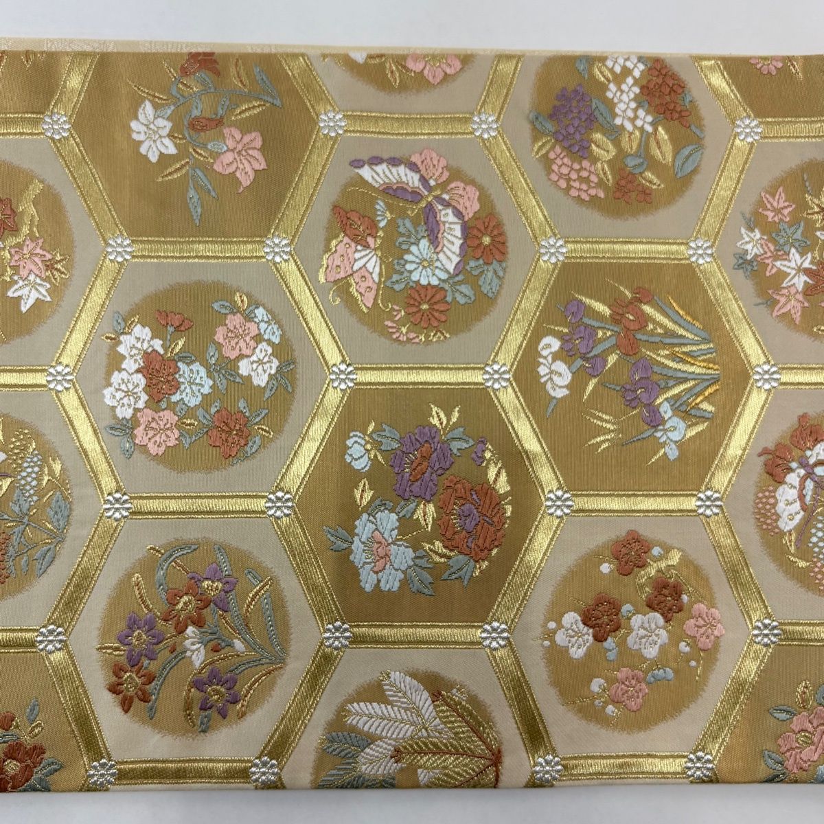 美品】 袋帯 秀品 亀甲 草花 金銀糸 箔 ベージュ 六通 正絹 【中古 