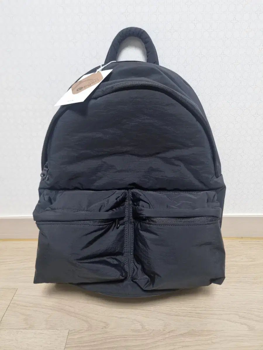 더텅 공간 나일론 데일리 백팩 (Theong Konggan Nylon Daily Backpack) -> Theong Konggan nylon daily backpack
