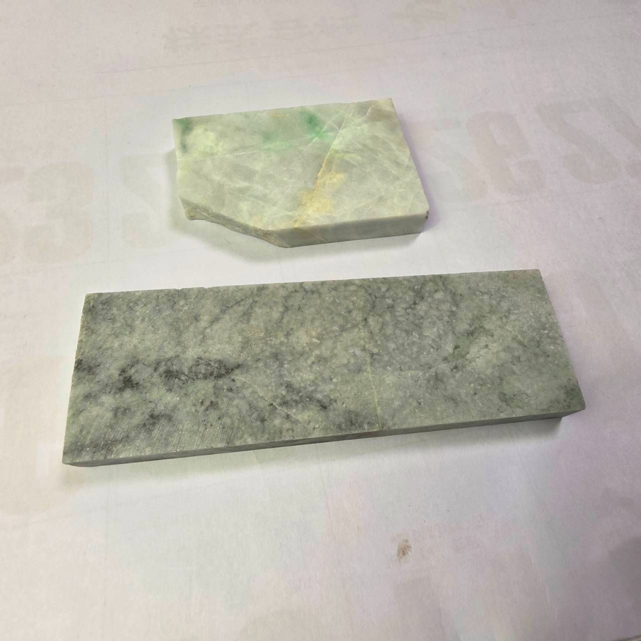 糸魚川翡翠:スライス原石  ms-G-sg0095 (2点セット)