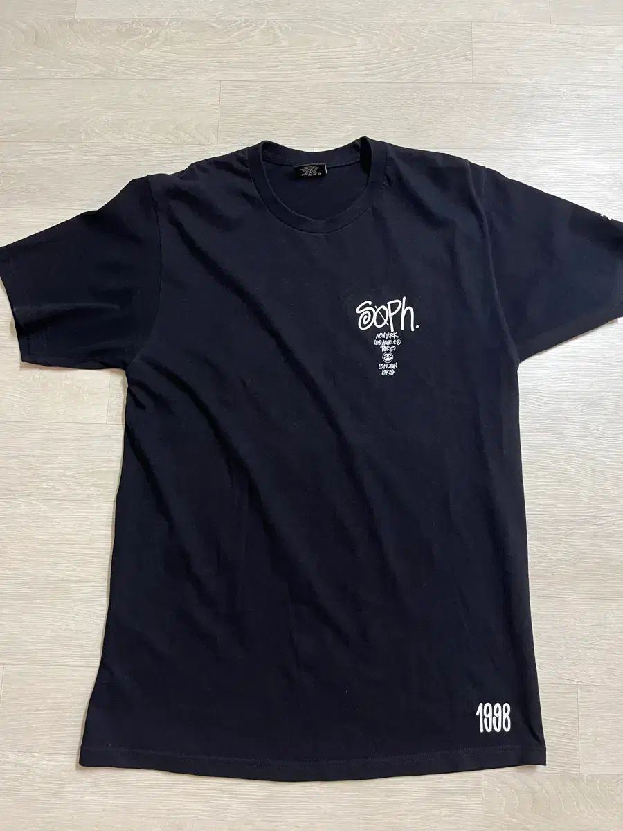 M STUSSY SOPHNET. ブラック 半袖T