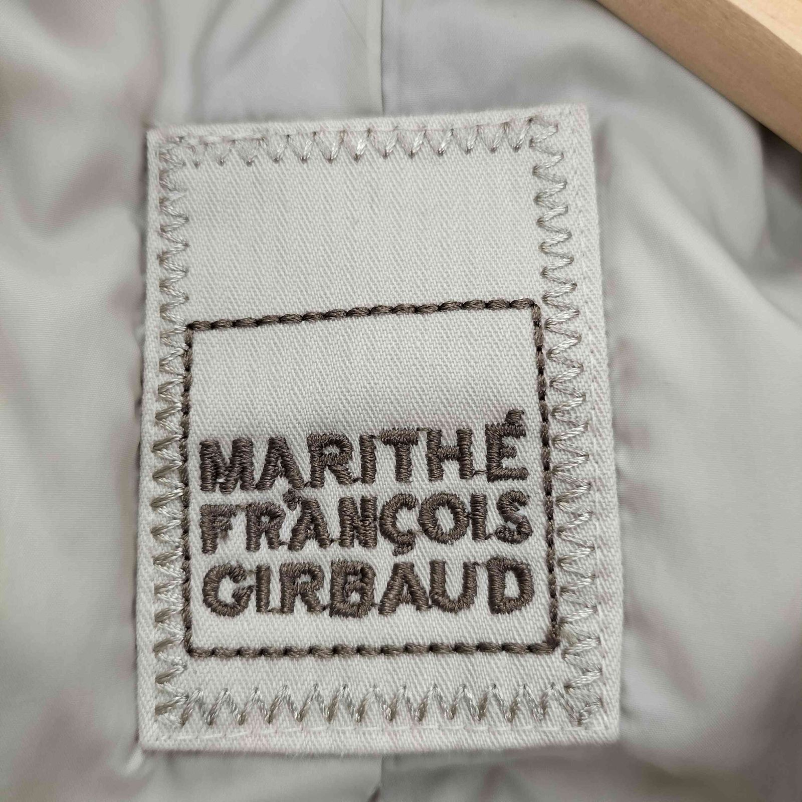 マリテフランソワジルボー MARITHE FRANCOIS GIRBAUD テープ デザイン