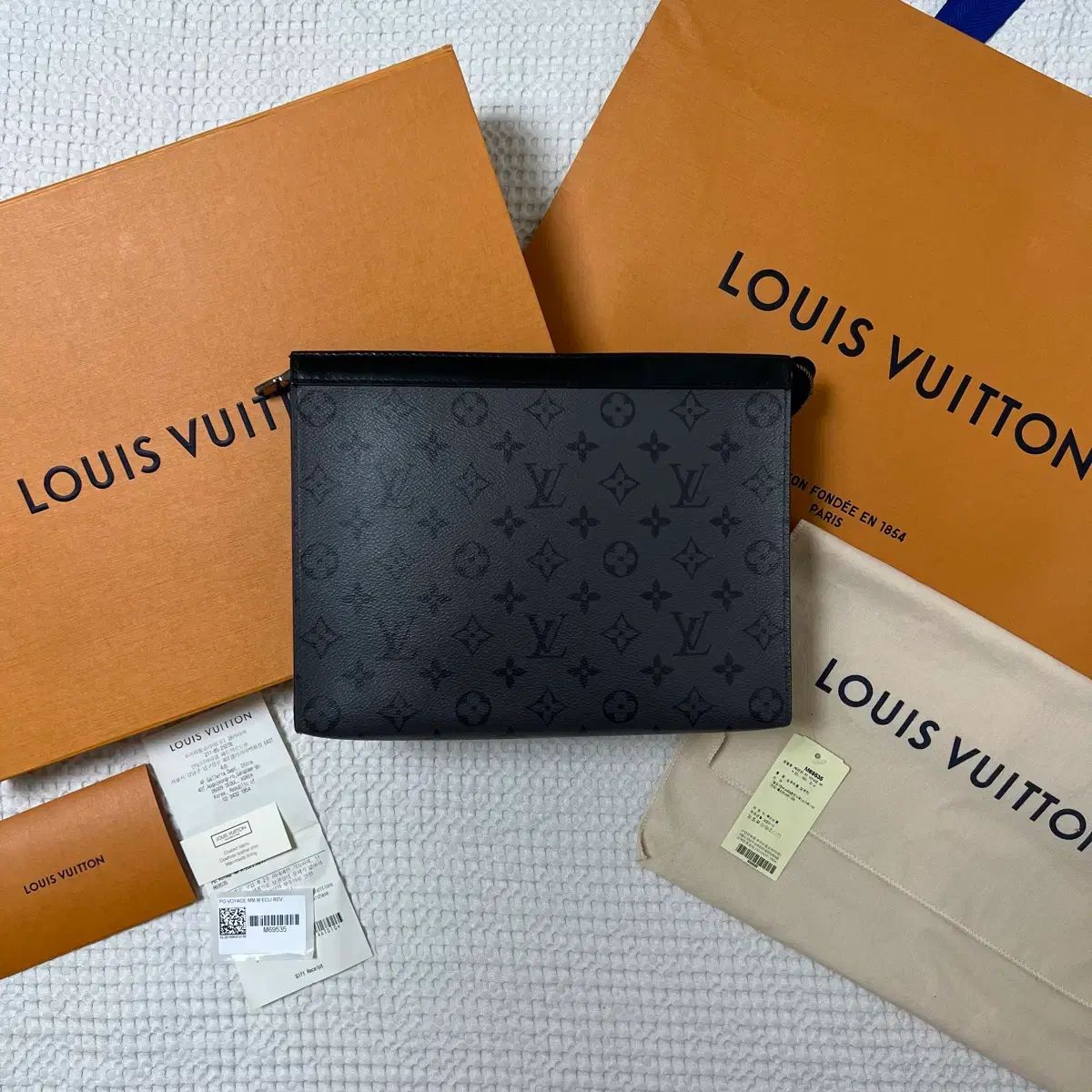 (当日配送 フルセット) Louis Vuitton ルイヴィトン エクリプス リバース ポシェット ヴォワヤージュ クラッチバッグ