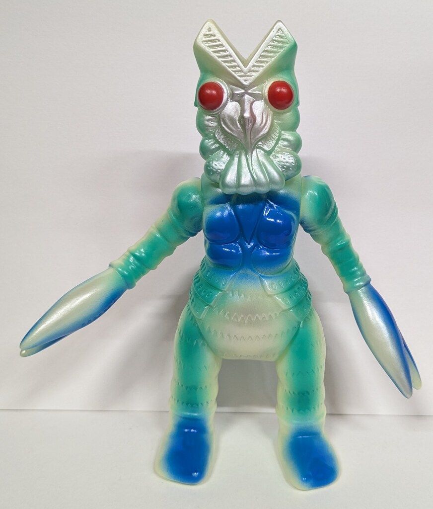 B-CLUB 復刻版怪獣シリーズ ウルトラマン バルタン星人 (蓄光版) 2244 12,788円
