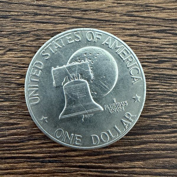 アイゼンハワー 1ドル硬貨 ONE DOLLAR アメリカ 外国コイン 古銭
