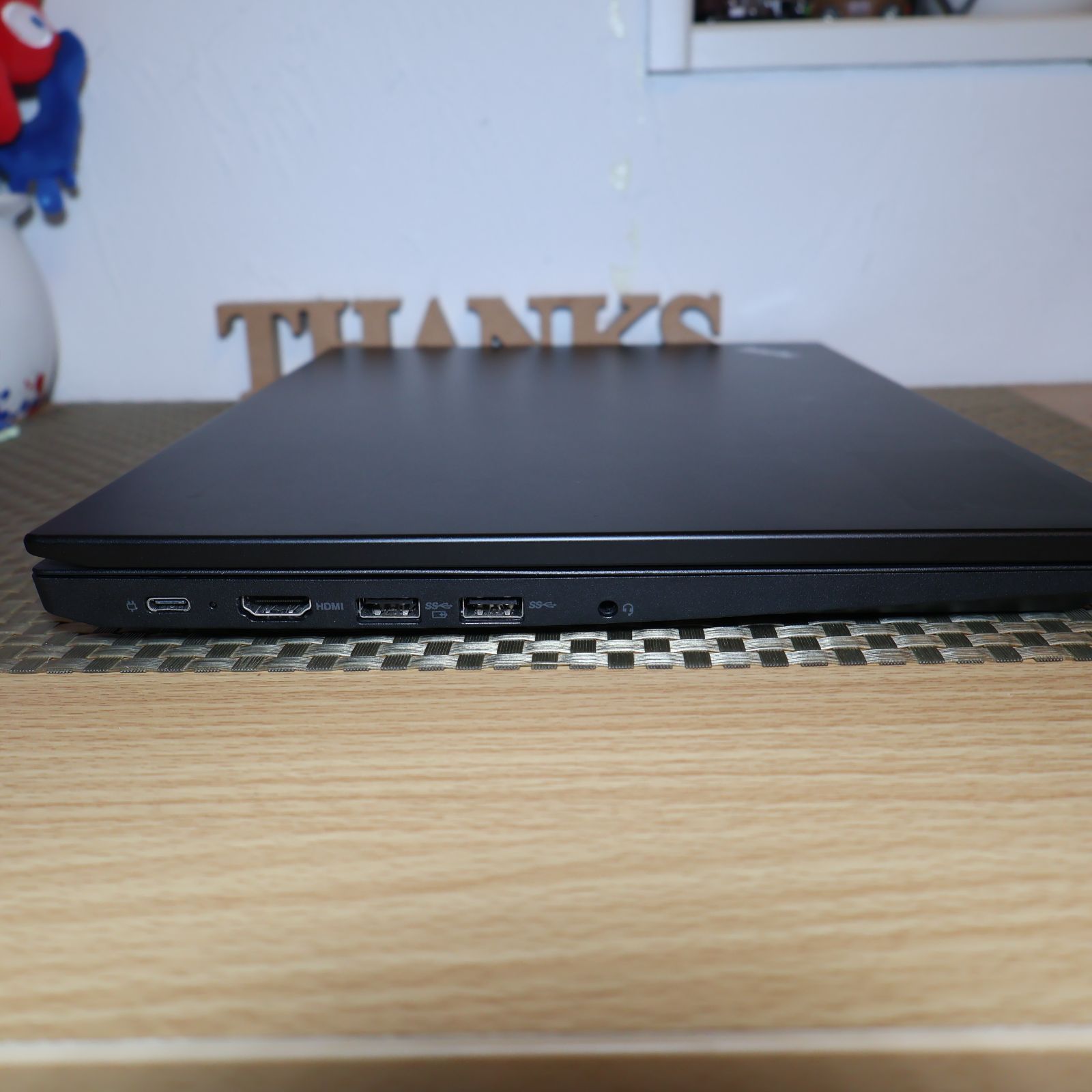美品Win11正式対応i3/メ8G/新品SSD/無線/TypeC/カメラ/FHD - メルカリ