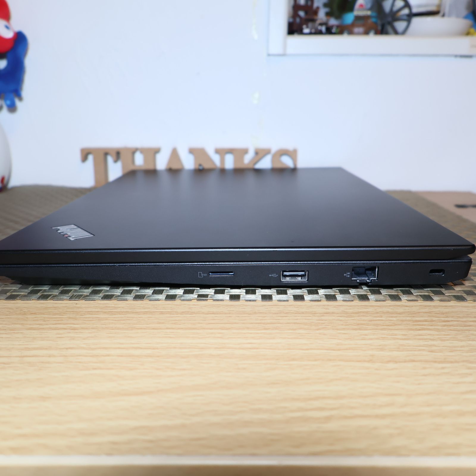 美品Win11正式対応i3/メ8G/新品SSD/無線/TypeC/カメラ/FHD - メルカリ