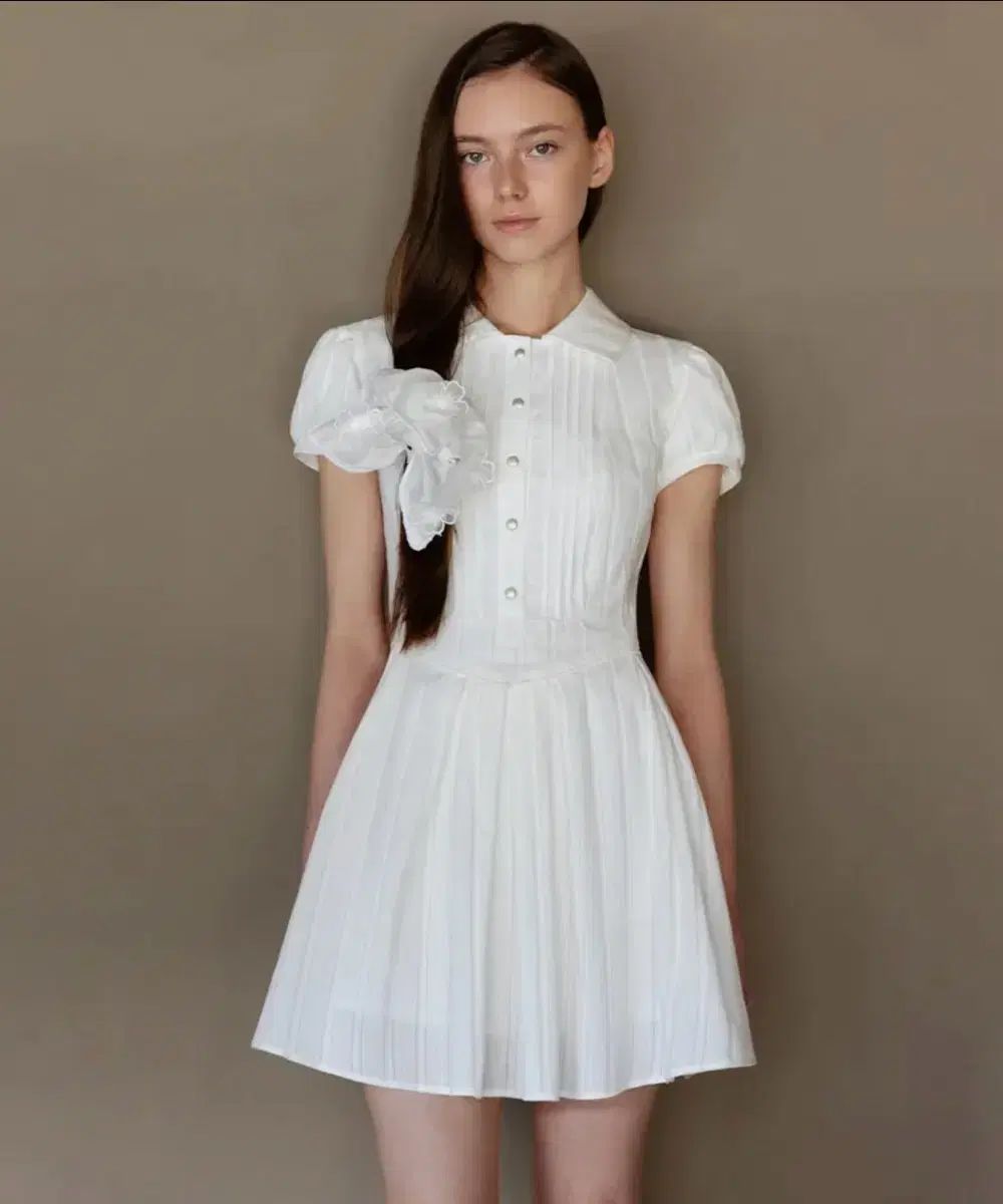 THETIS LISIANTHIUS PINTUCK PLEATS DRESS