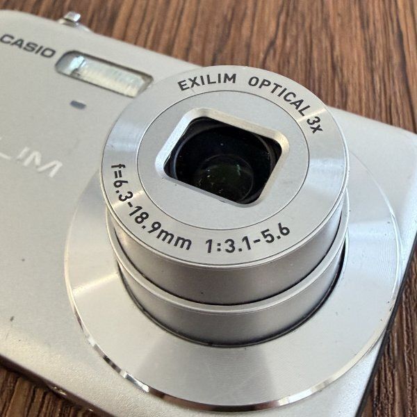 CASIO カシオ EXILIM EX-Z33 1010万画素 デジタルカメラ 電池+SD付