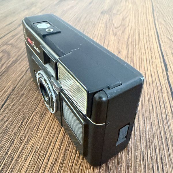 Pocket Fujica ポケットフジカ 350 Flash 110 ポケットフィルムカメラ