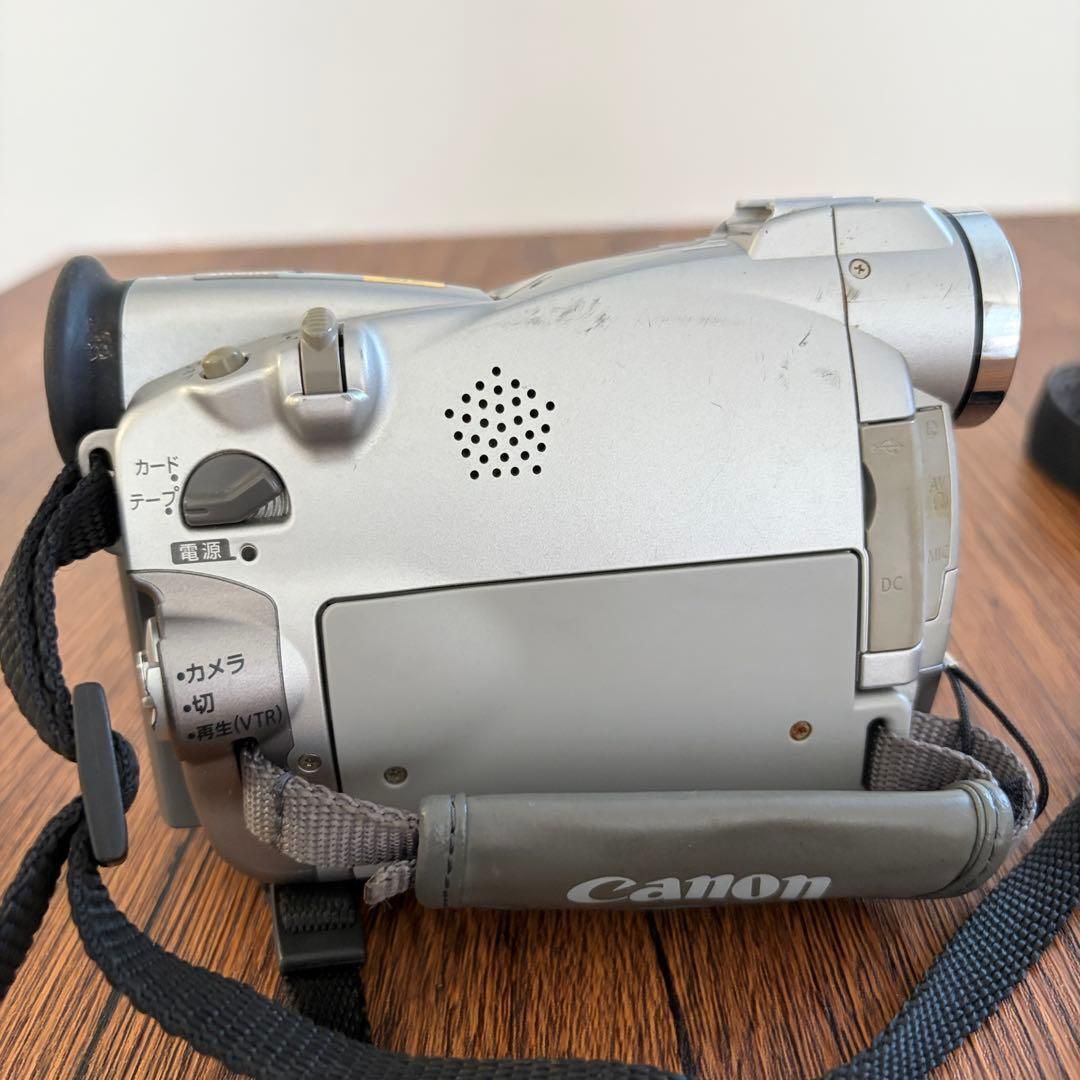 【動作品】Canon DM-FV30 ビデオカメラ MiniDV デジタルビデオ 動作品】Canon DM-FV30 MiniDV ビデオカメラ DCコード付 訳あり - メルカリ