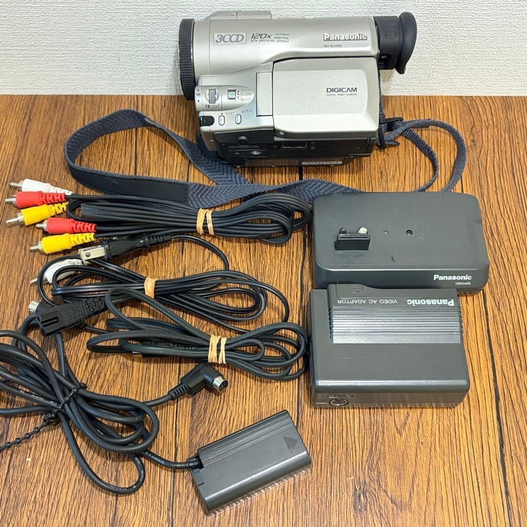 動作品】Panasonic NV-DJ100 MiniDV ビデオカメラ DCコード付 訳あり
