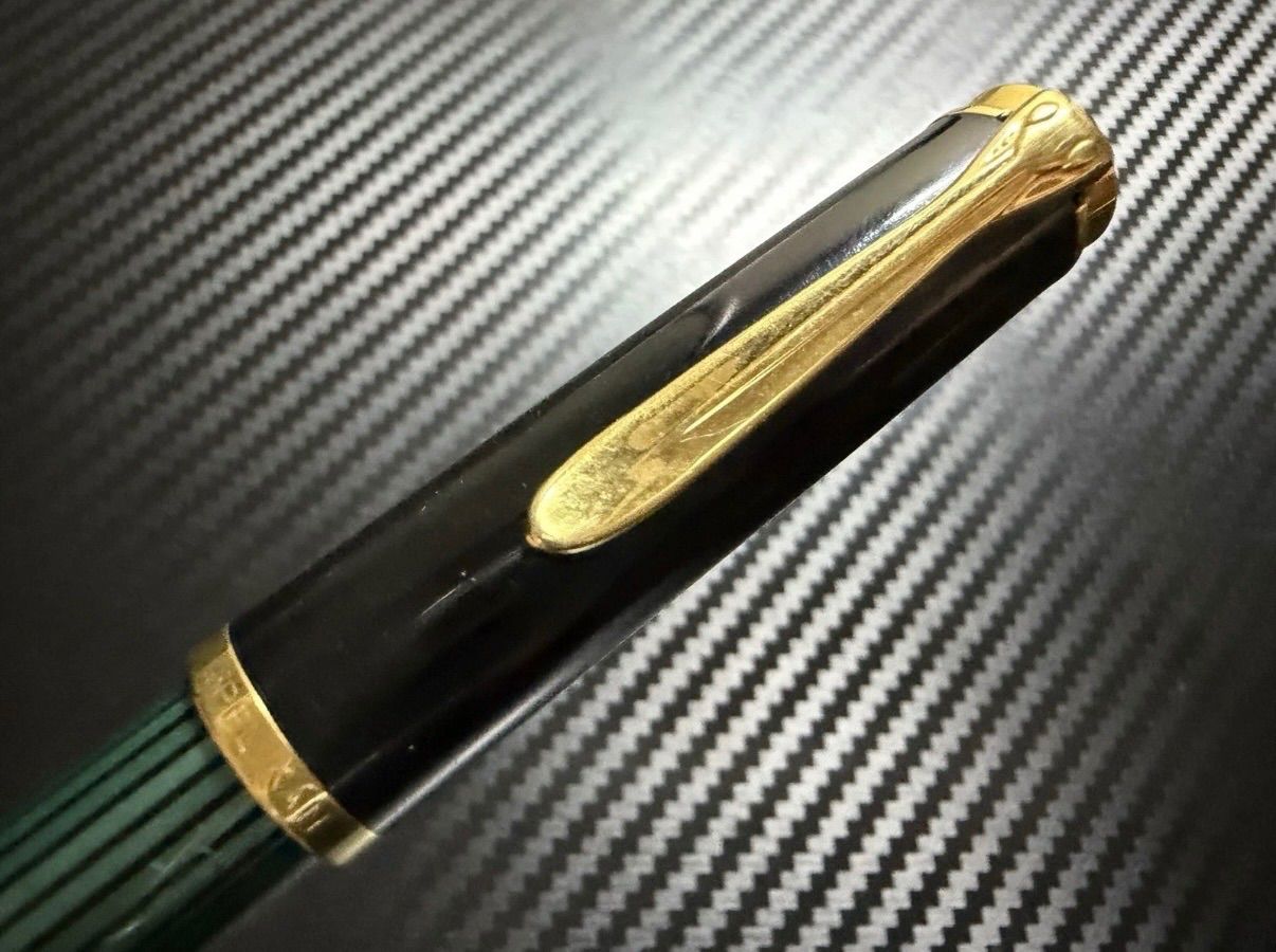 希少 ペリカン pelikan 旧型 R400 緑縞 ローラーボール - メルカリ