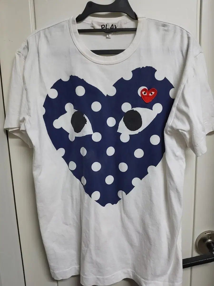COMME des GARCONS PLAY ハート ドット 半袖Tシャツ 白 - メルカリ