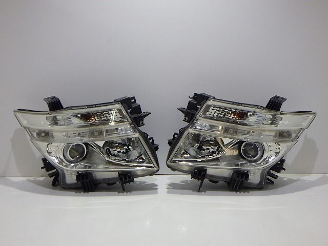 エルグランド ヘッドライト左右 HID キセノン E52 TE52 PE52 100-23009