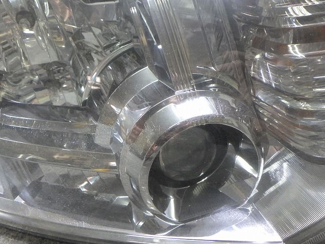 デリカD5 ヘッドライト 左右 HID CV5W CV1W 前期 100-87918 8301C536