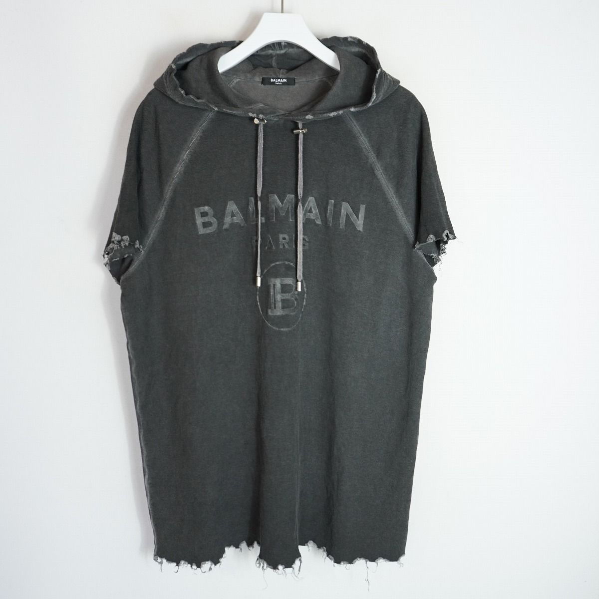 国内正規 美品 BALMAIN バルマン デストロイ加工 フロントロゴ プルオーバー 半袖 スウェット パーカー サイズS 3741I208 本物 灰 4221Q♪