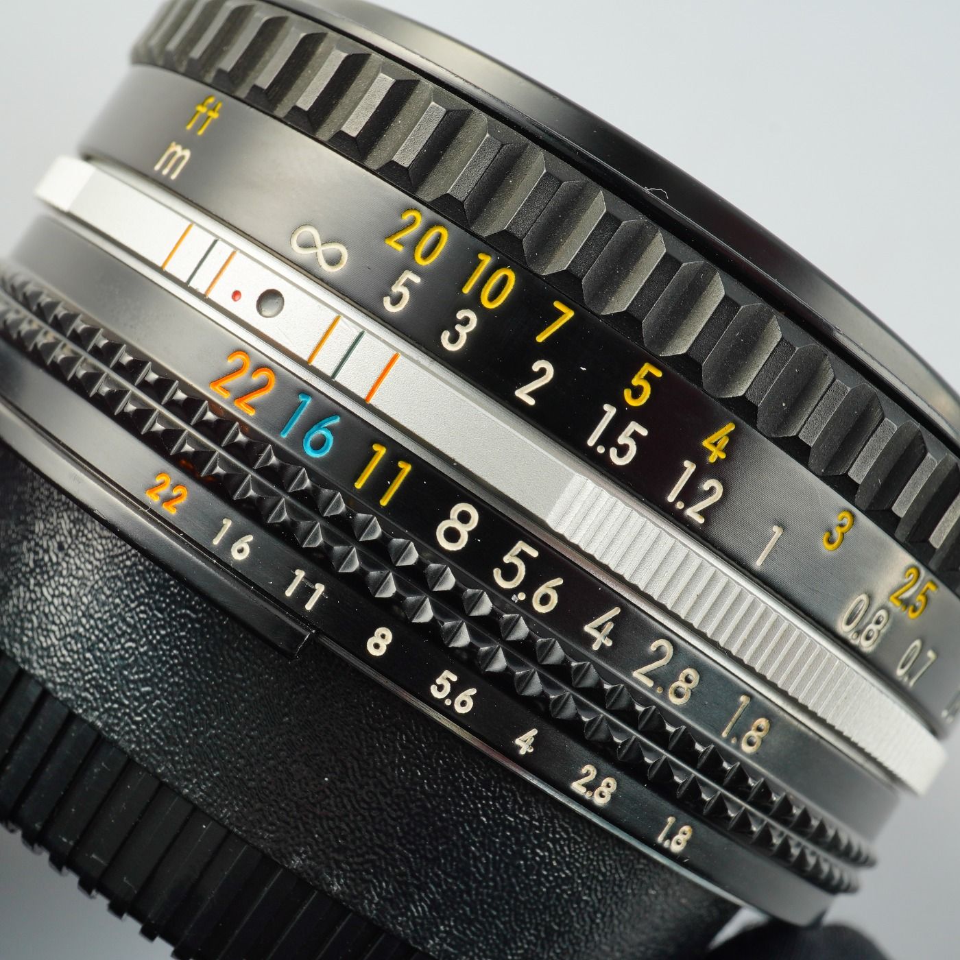 Nikon ニコン Ai-S NIKKOR 50mm F/1.8 単焦点レンズ - メルカリ