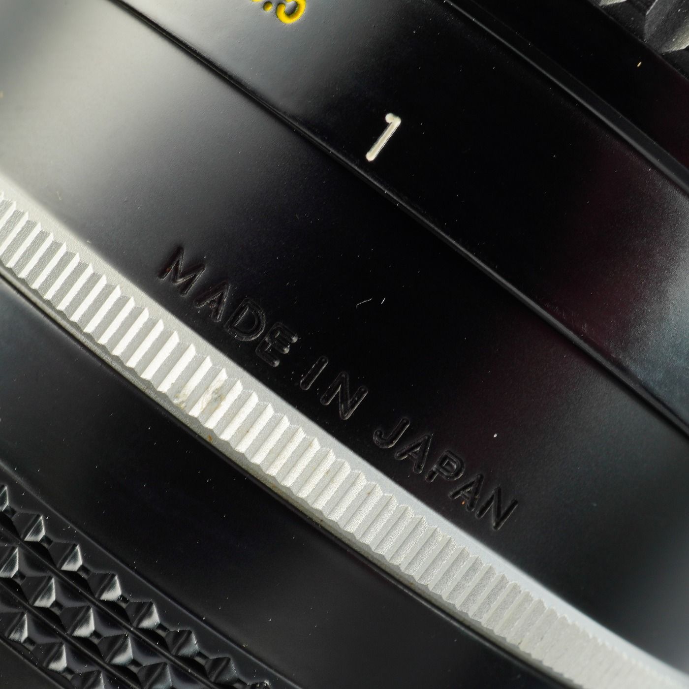 Nikon ニコン Ai NIKKOR 105mm F/2.5 単焦点レンズ - メルカリ