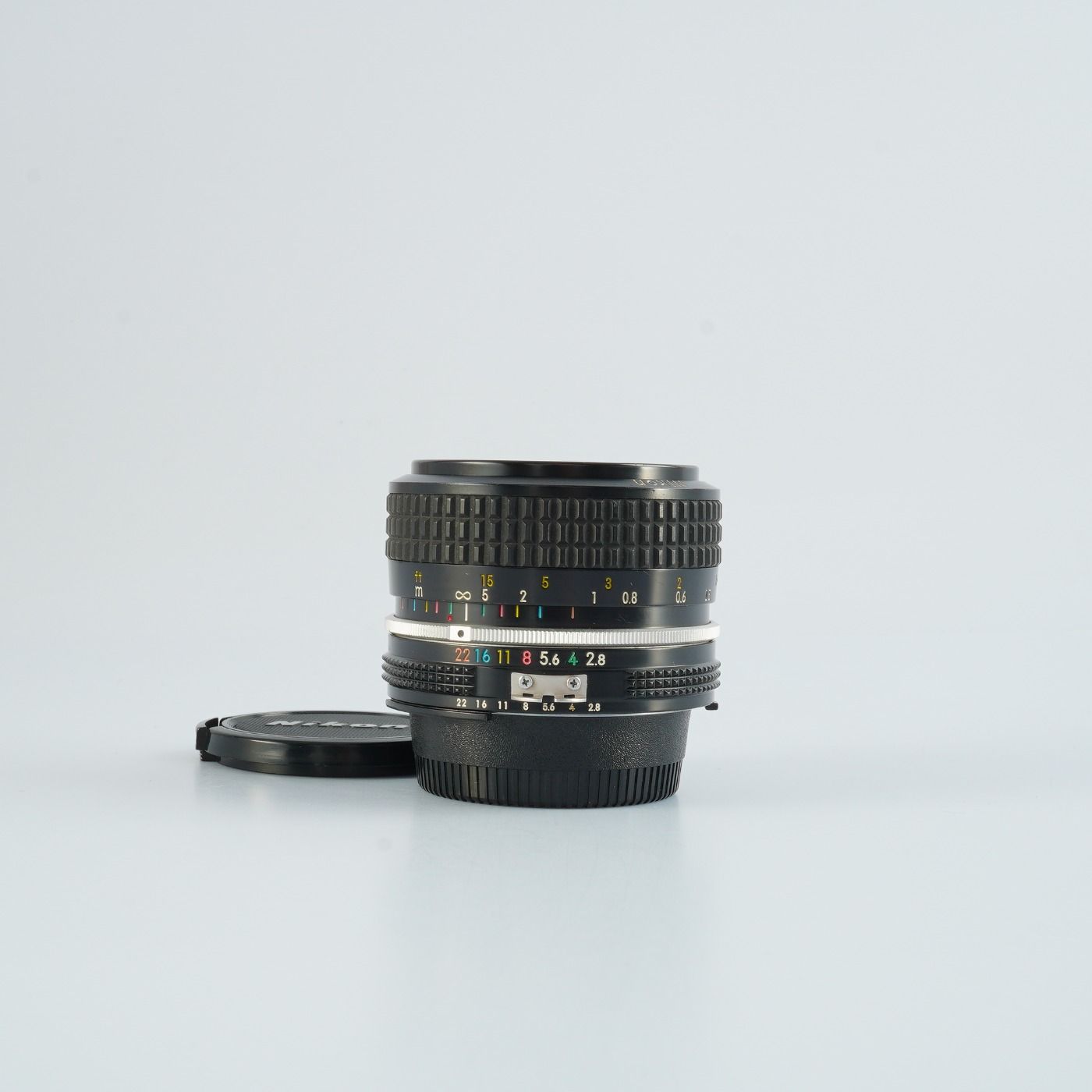 Nikon ニコン Ai Nikkor 28mm F/2.8 単焦点レンズ