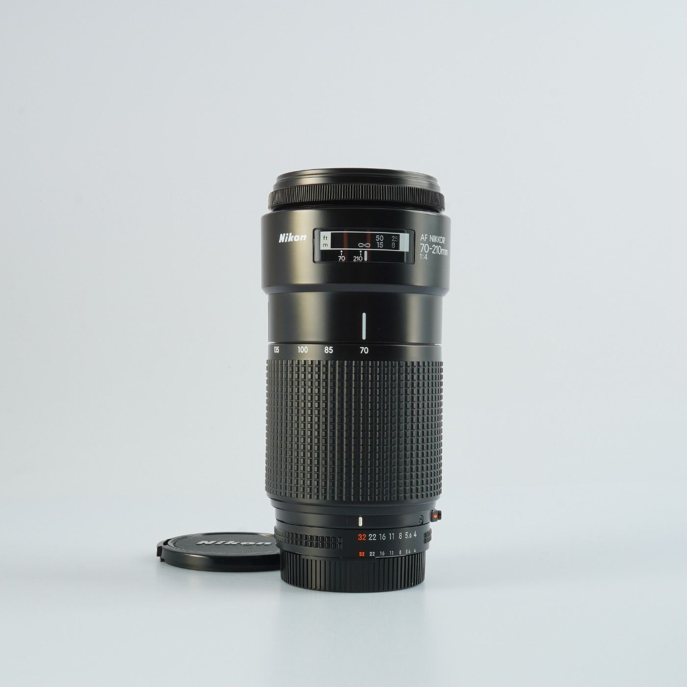 Nikon ニコン AF Nikkor 70-210mm F/4 ズームレンズ