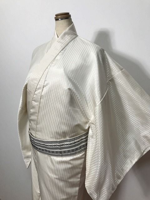新品 Lサイズ 男物 色無地 化繊 白 12,375円