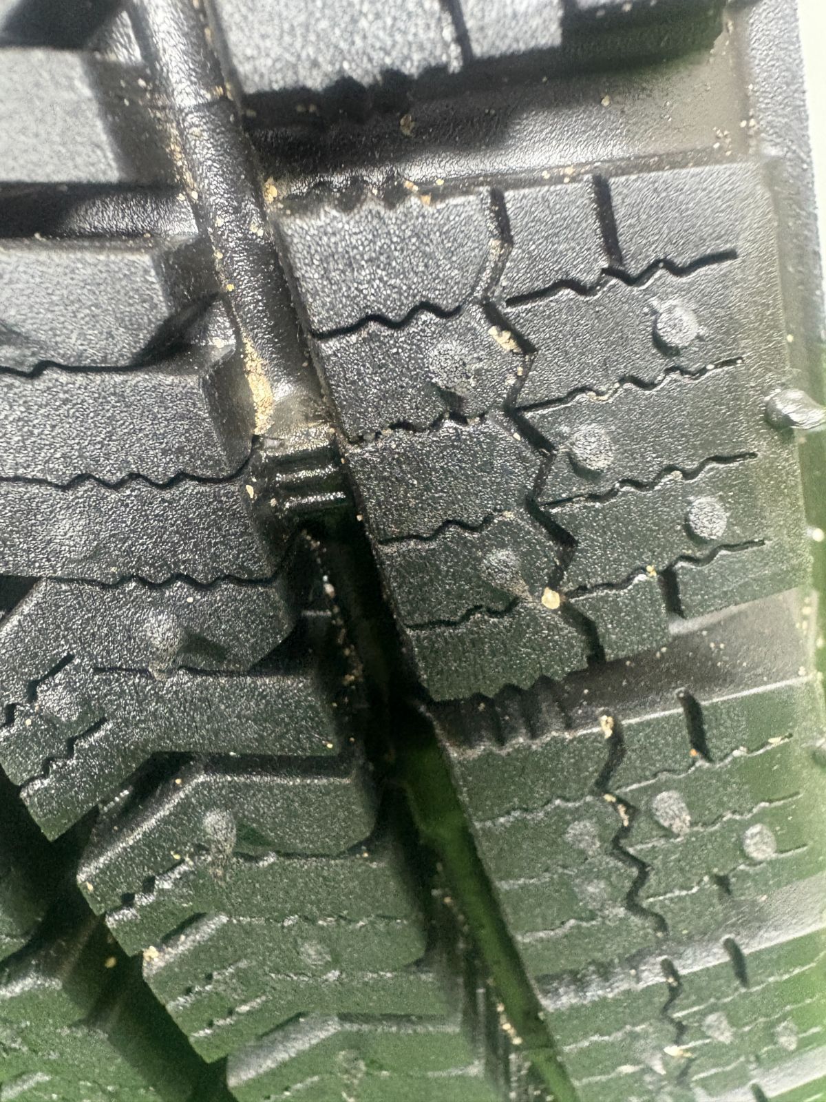 送料無料☆145/80R13 ブリヂストン VRX3 2024年製 2本 冬 タイヤ