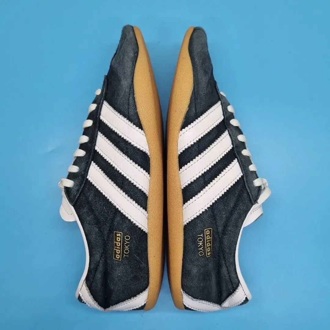 adidas TOKYO レディーススニーカー 230