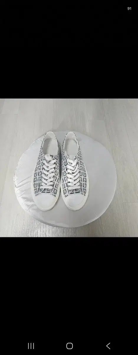 ジバンシィ 正規品