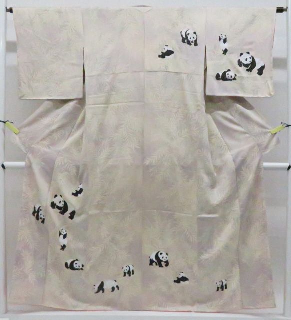 【京松】付下げ オリジナル しつけ付 パンダ 着物 正絹 身丈約154.5cm 裄丈約63.5cm r8z06-224
