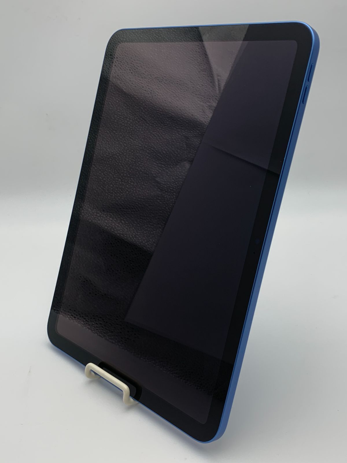 中古】iPad 10世代 64GB ブルー 画面・フレーム傷あり - メルカリ