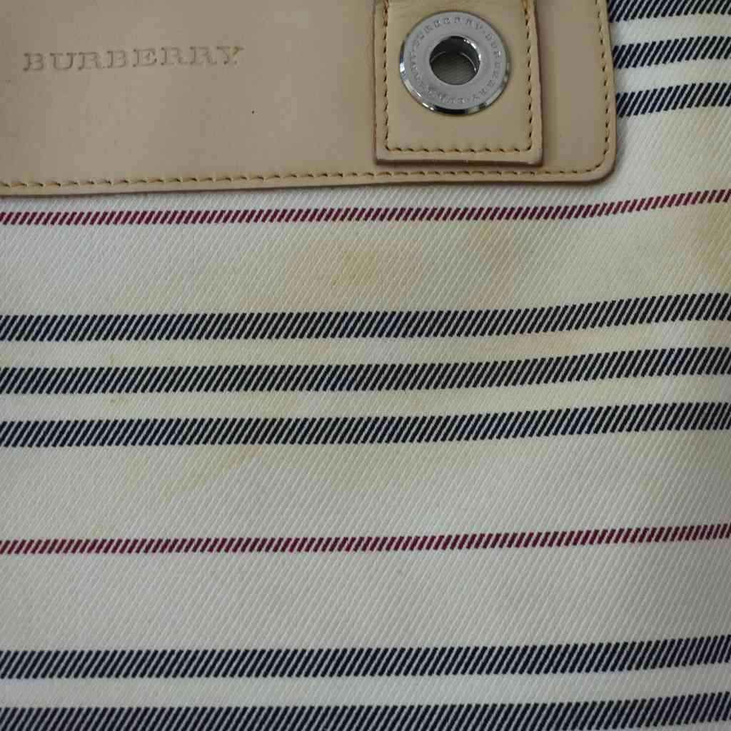 バーバリー BURBERRY トートバッグ ボーダー柄 横縞 ロゴ型押し