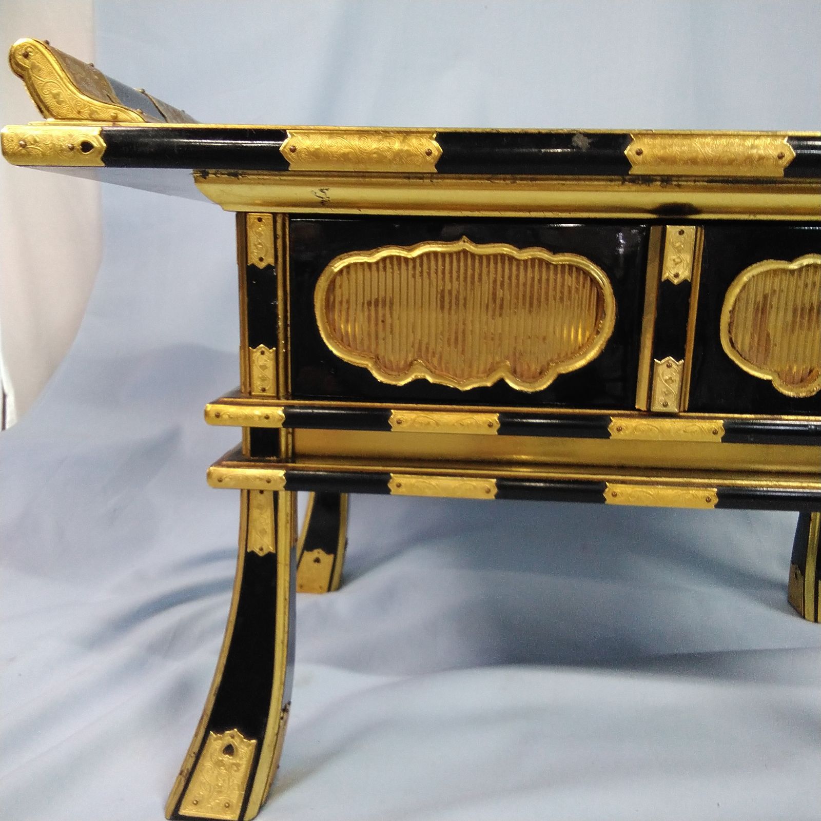 仏具 中京型 経机 黒面金打 16号 幅48cm 中古長期保管品Y939 - メルカリ