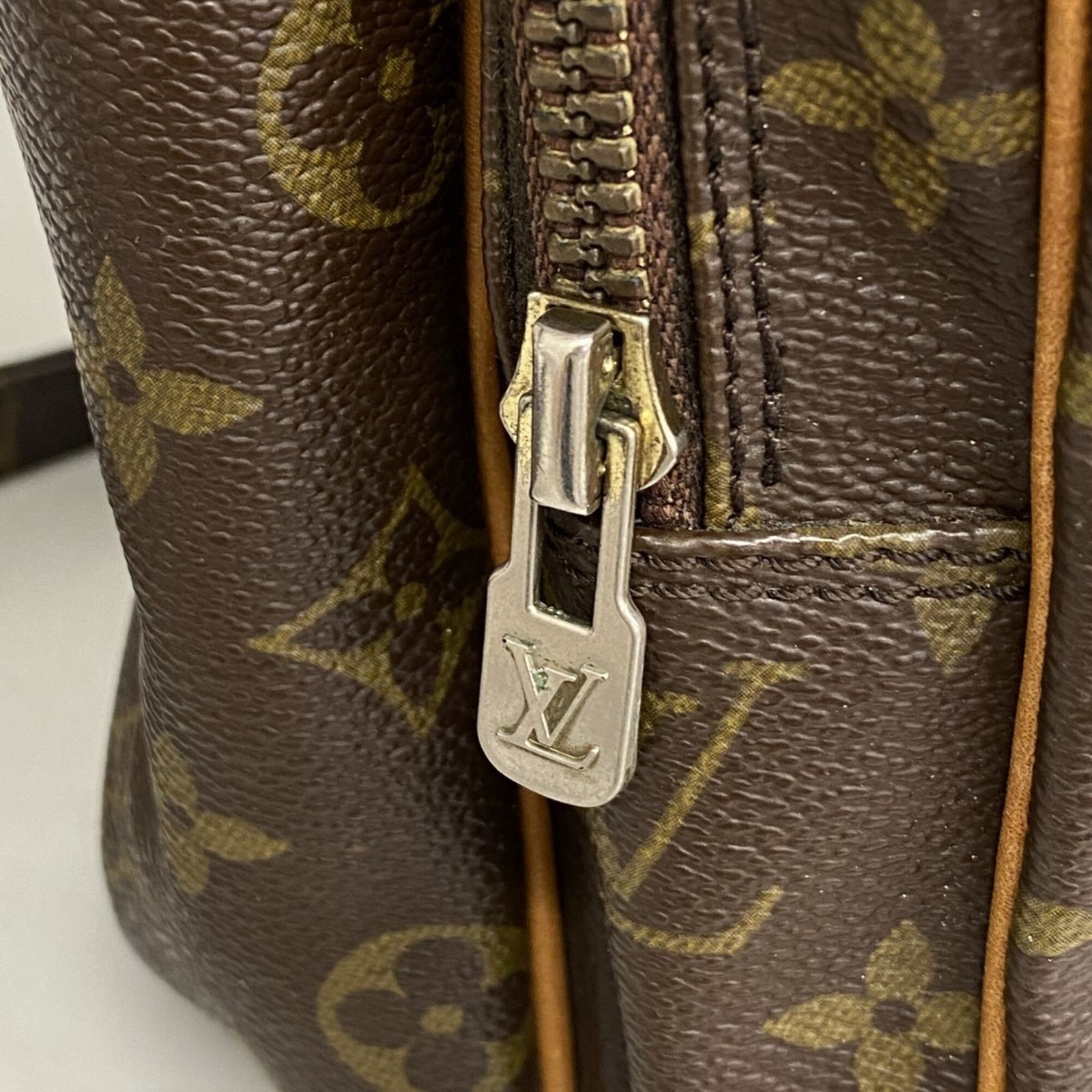 ルイ・ヴィトン(Louis Vuitton) ルイ・ヴィトン ショルダーバッグ