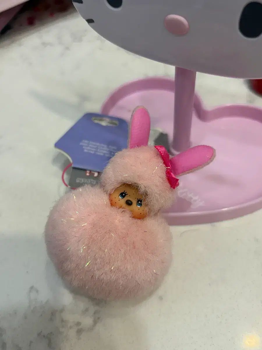 モンチッチ レア うさぎ キーホルダー ゴー 古典 - メルカリ