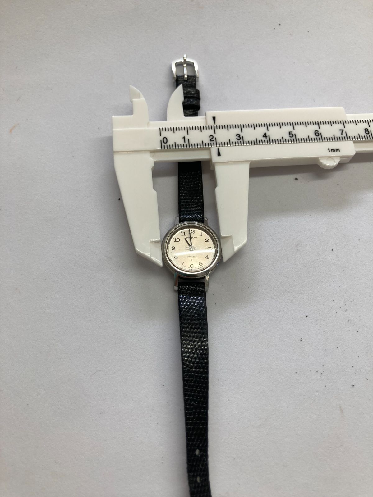ジャンク】SEIKO アンティーク レディース手巻き時計 - メルカリ
