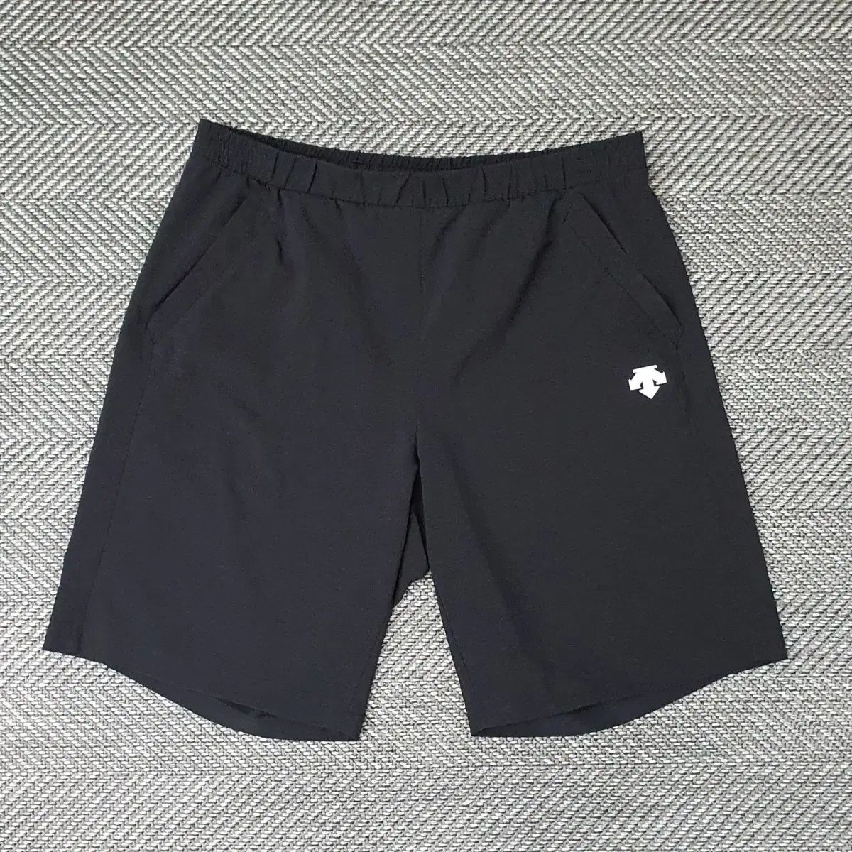 デサント【L】 スキー レーシング用 ショートパンツ 調整可能ウエスト