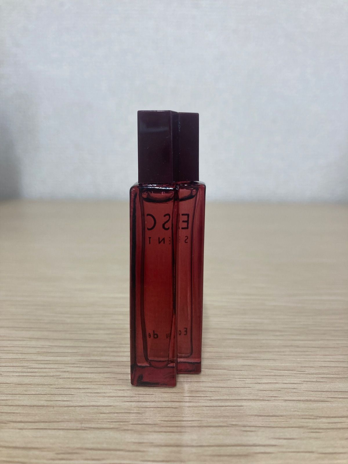 残量9割以上】エスカーダ ESCADA 箱付 センチメント プールオム